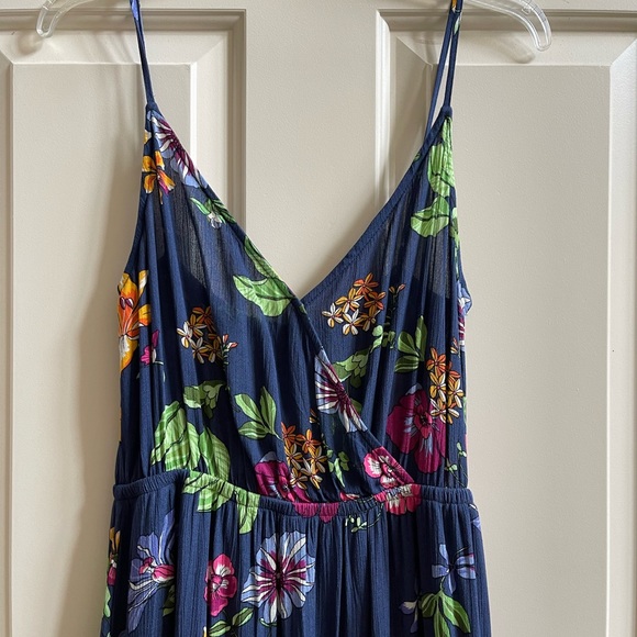 Blue floral maxi dress NWT - Picture 2 of 7